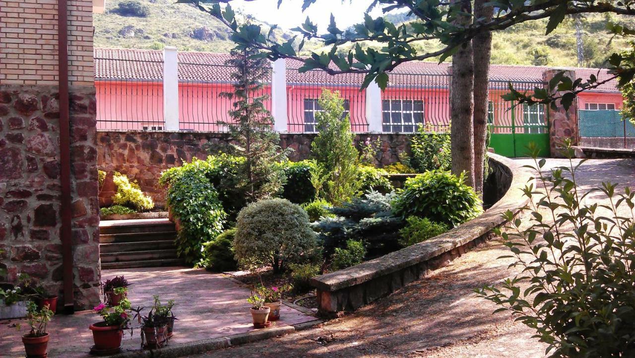 Вілла Casa De Julio Marroquin Pradoluengo Екстер'єр фото